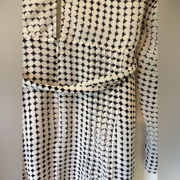 REISS Elissa White Black Spot Monochrome Long Sleeve Mini Fit Flare Tie Dress - Picture 11 of 17